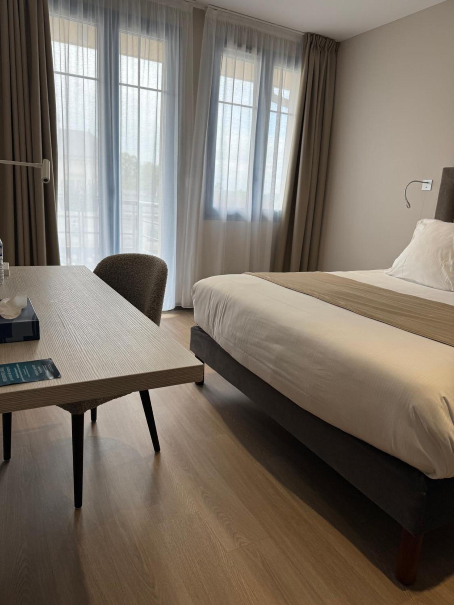 Du Commerce-restaurant Au Couteau Hotel 3*