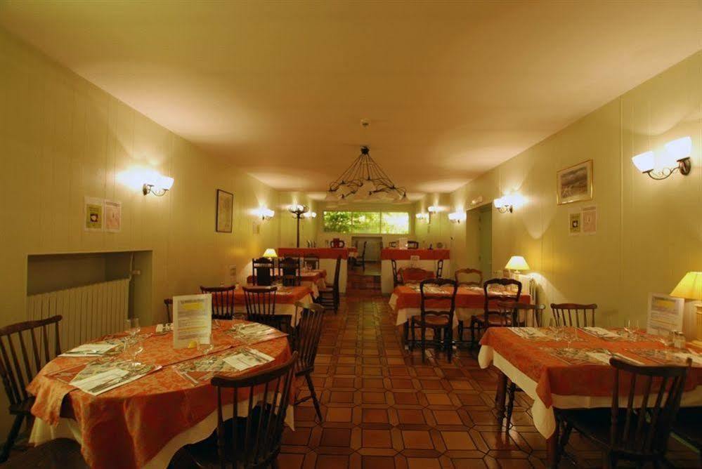Hotel Du Commerce-restaurant Au Couteau